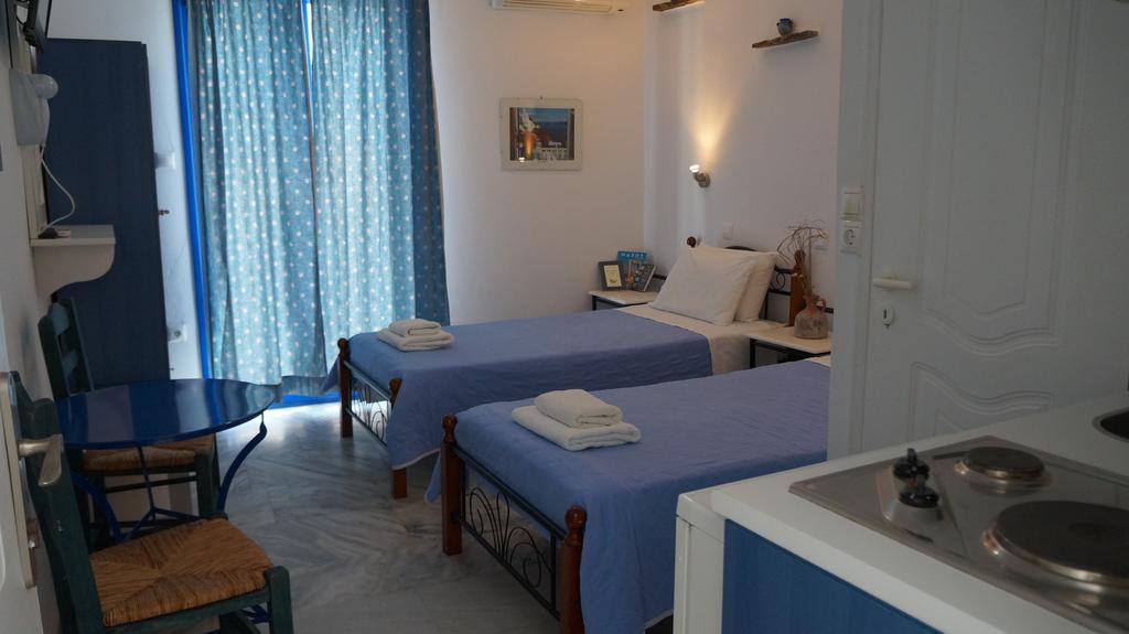 Athina Apartments Naxos Town Naxos City Esterno foto