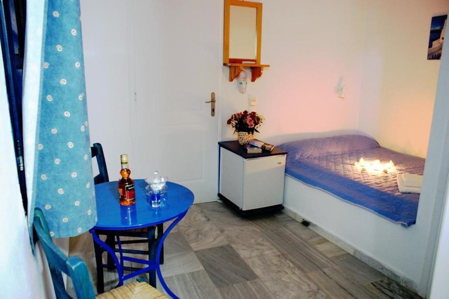 Athina Apartments Naxos Town Naxos City Esterno foto